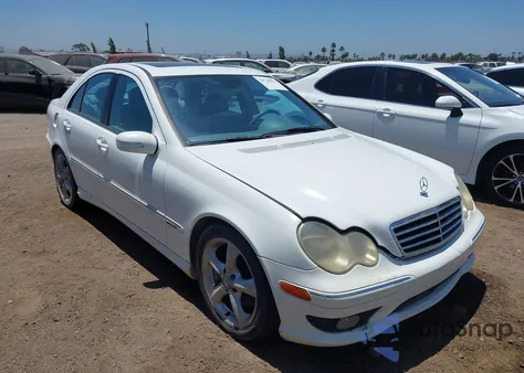 2005 Mercedes-Benz C 230 Kompressor Sport from USA, damaged, VIN WDBRF40J55F582802